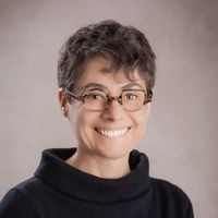 Dr Anne-Marie Laroche