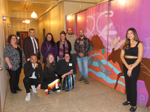 Une murale autochtone inaugurée à l’UMCE
