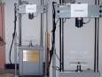 Presse pour les essais de traction et de compression (Laboratoire de résistance des matériaux)